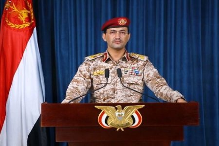 یحیی سریع اعلام کرد؛حمله به عمق خاک سعودی با 17 پهپاد و 2 موشک بالستیک
