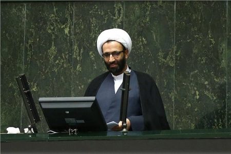 سلیمی در تذکر شفاهی: تاثیر معاهده پاریس در عدم توسعه نیروگاه‌های هسته‌ای شفاف شود