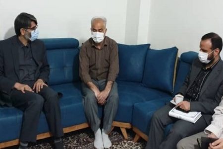 دیدار رئیس سازمان زندان‌ها با کارمند روشندل زندان کرج