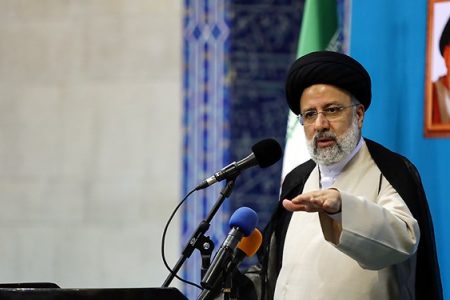 آیت‌الله رئیسی: خودرو از انحصار خارج و برای آن قیمتی عادلانه تعیین خواهد شد
