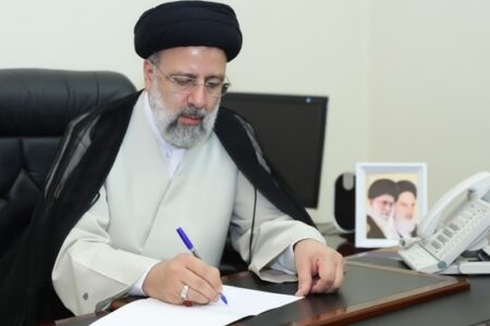 ۹ دستور رییس جمهور در جلسه اضطراری ستاد مقابله با کرونا