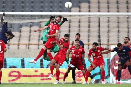 مدیرعامل پرسپولیس در بن بستگل‌محمدی به فکر جذب یک گزینه جدید!