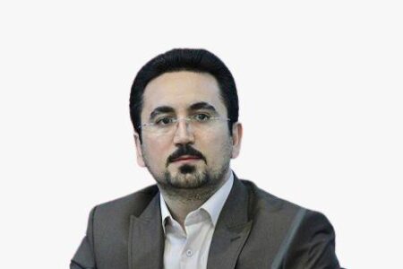 کارنامه و برنامه درکنارِ تعهد و تخصص
