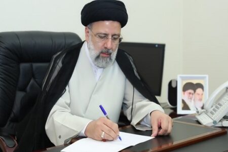 پیام تبریک رئیس جمهور به جانشین رئیس ستاد کل نیرو‌های مسلح و فرمانده نیروی هوایی ارتش