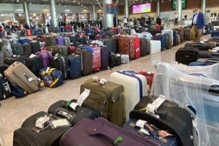 حضور بی‌سابقه زوار خارجی در فرودگاه نجفکسی تست PCR و کارت واکسن نمی‌خواهد!
