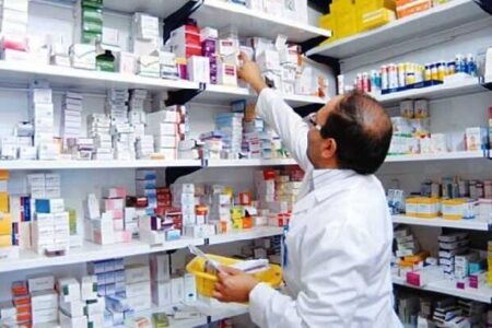 وضعیت بحرانی دارو با ارز ۴۲۰۰ تومانی که قابل اصلاح نیستقاچاق چمدانی دارو از ایران؛ ارمغان ارز 4200 تومانی/ انسولین‌های وارداتی؛ به نام ایران به کام همسایگان
