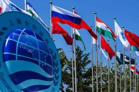 اهمیت حضور رئیس‌جمهور در تاجیکستانسه موضوع مهم که پیش از اجلاس شانگهای باید تعیین تکلیف شود