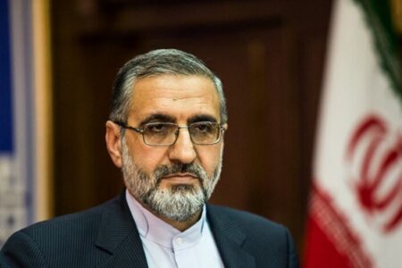 رئیس دفتر رئیس جمهور وضعیت زلزله زرند را بررسی کرد